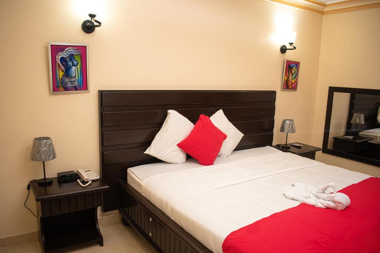 La Pepiniere Hotel Petionville Ngoại thất bức ảnh