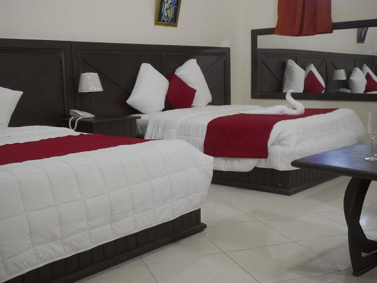 La Pepiniere Hotel Petionville Ngoại thất bức ảnh