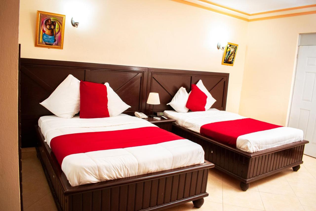 La Pepiniere Hotel Petionville Ngoại thất bức ảnh