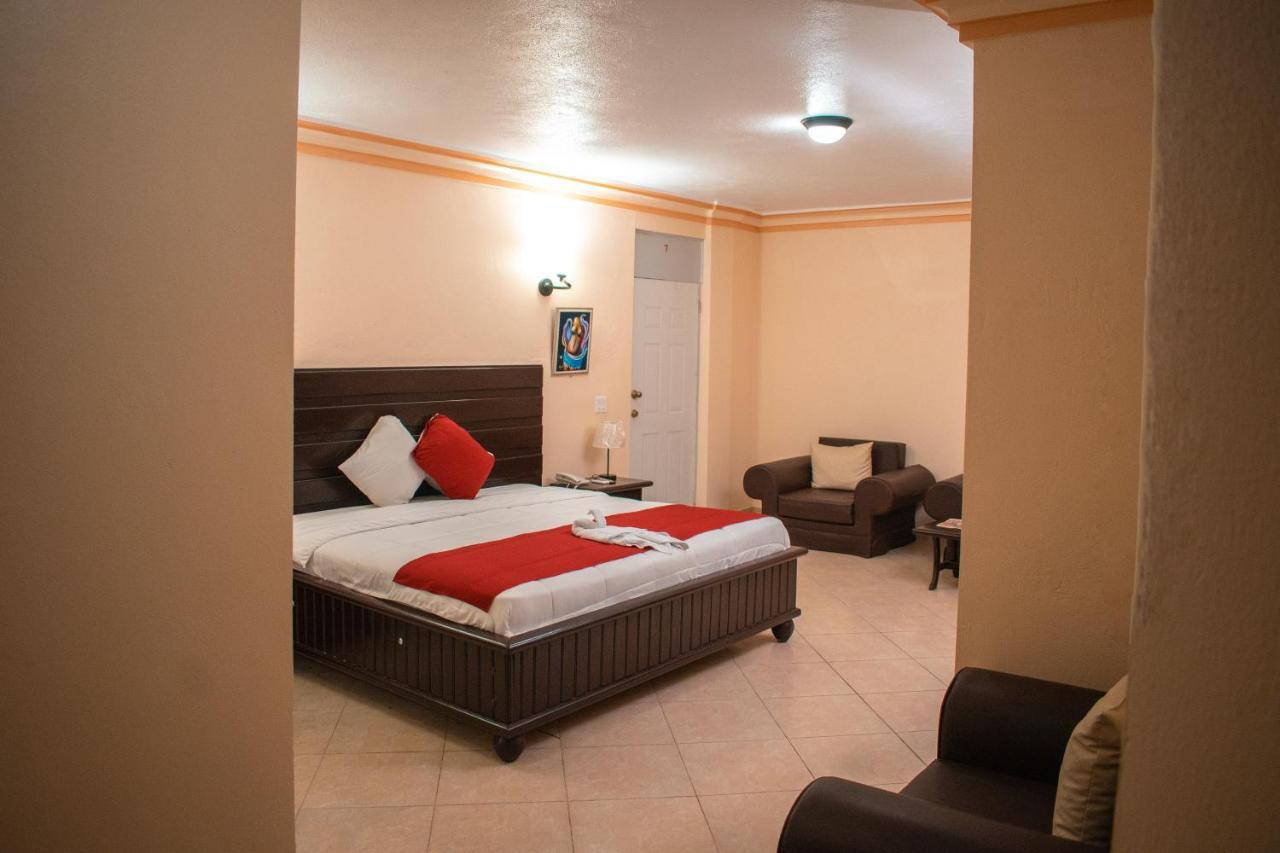 La Pepiniere Hotel Petionville Ngoại thất bức ảnh